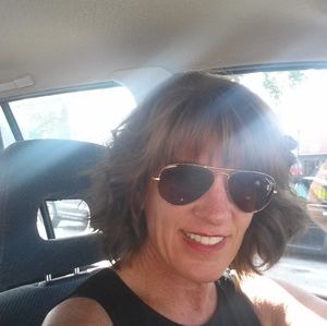 Meet your Posher, Beth rae